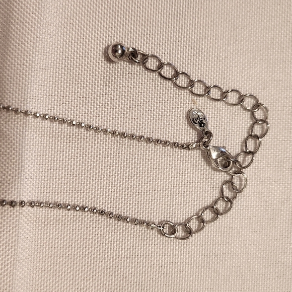 Premier Designs Grace Crystal Cross Necklace - Picture 4 of 5